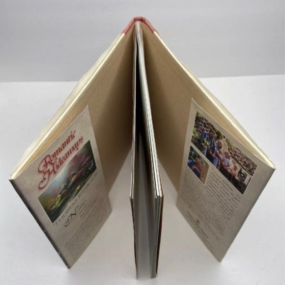 Thomas Kinkade Lighted Path Collection Romantic Hideaways 1997, Hardcover Book - Picture 7 of 9